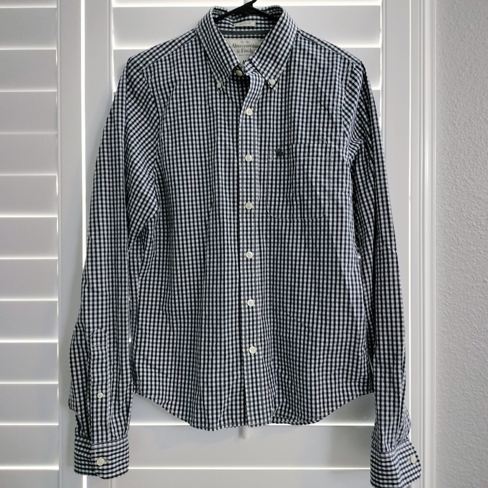 Abercrombie & Fitch Muscle Button Down